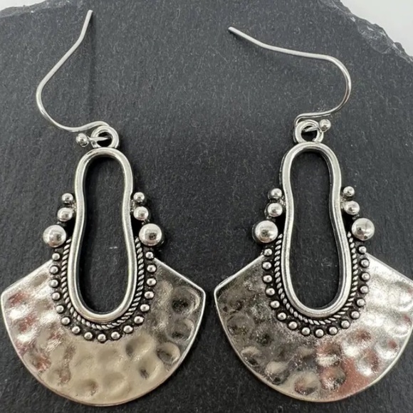 Handmade Bohemian Tribal Earrings - Picture 4 of 6